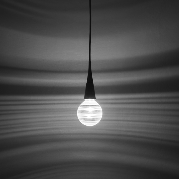 Lightshadows1-pendel | ScandinavianDesign.com