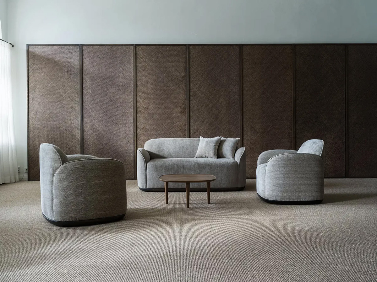 Poiat-unio-armchair-sofa-150-1-1536×1151 | ScandinavianDesign.com