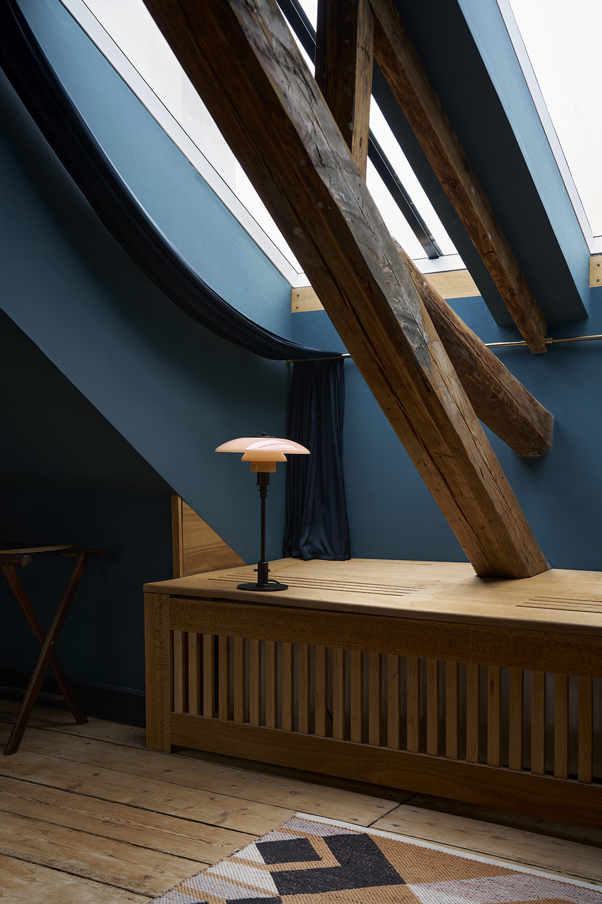 Poul Henningsen Ph 3/2 Dusty Terracotta Table Lamp By Louis Poulsen | ScandinavianDesign.com