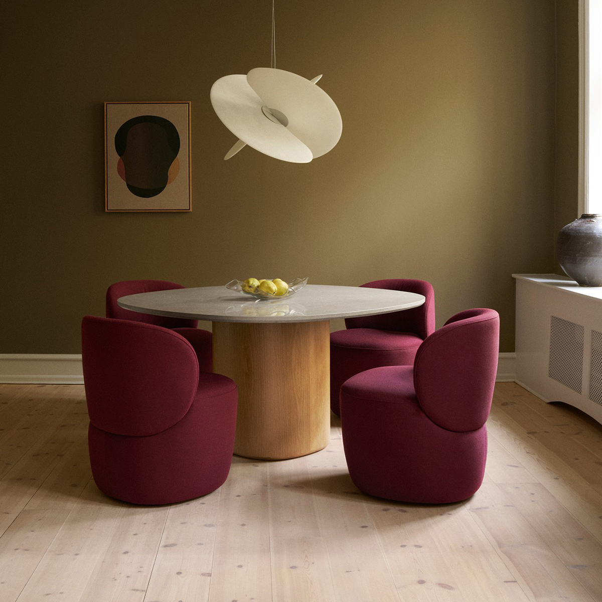 Ovata Compact Chair By Note Design Studio For Wendelbo | ScandinavianDesign.com
