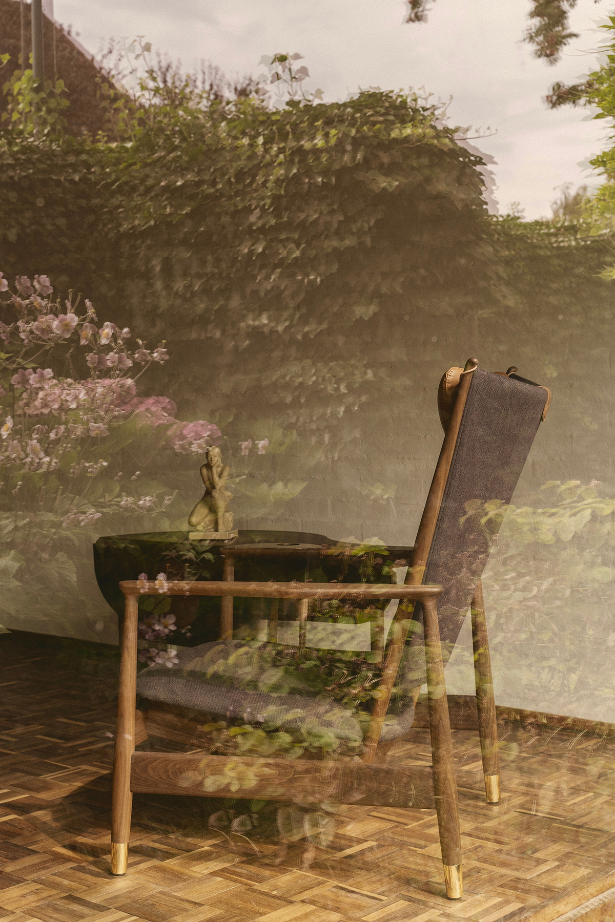 The Whisky Chair Watercolour Dark Chocolate Elegance Walnut Walnut
