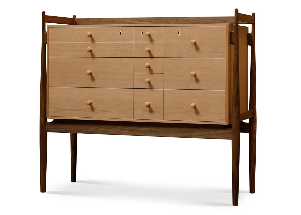 The Silverware Cabinet Oregon pine Walnut PS03 The Silverware Cabinet Oregon pine Walnut PS03
