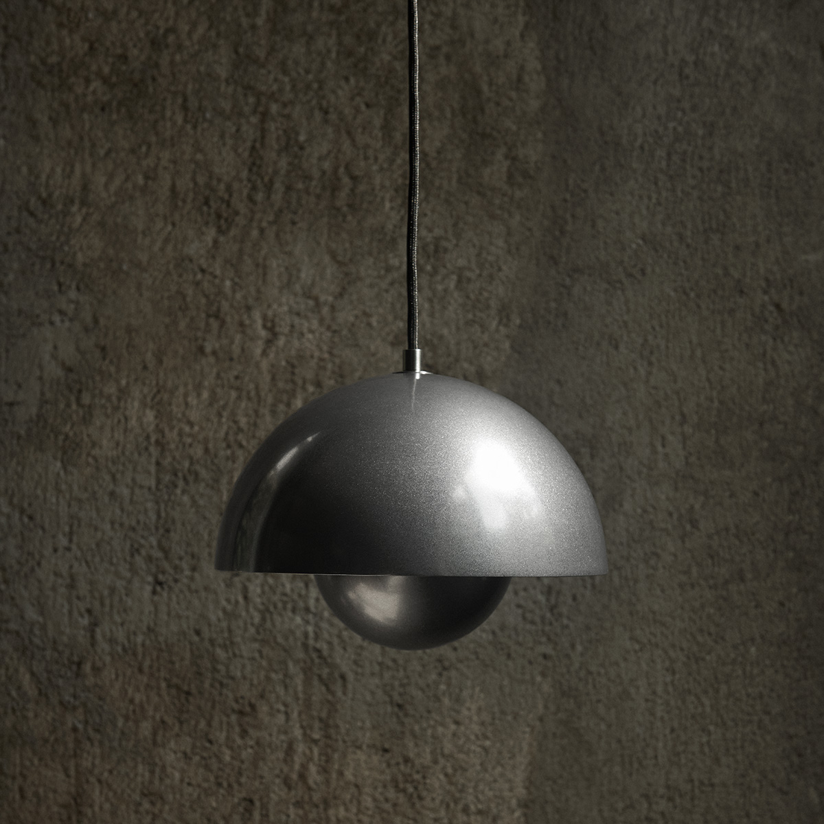 Flowerpot Anniversary Edition Pewter verner panton 3