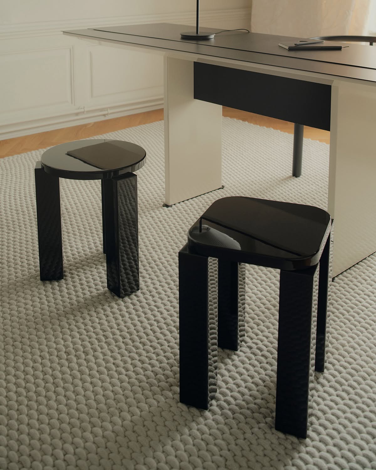 New Works Lifestyle 42735 Atlas Stool Round Espresso 42732 Atlas Stool Espresso